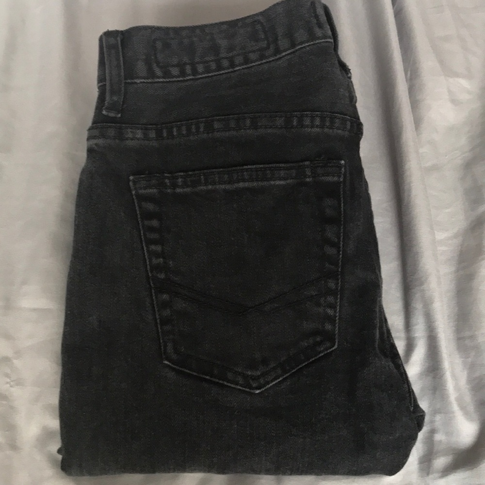 Bullhead black distressed jeans